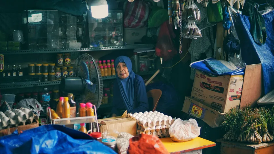 Kệ gạo, mì, gia vị